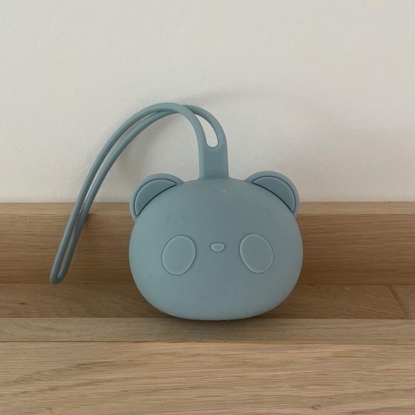 Silicone-Pecifier-Holder-03_blue-600x600__225a48c3